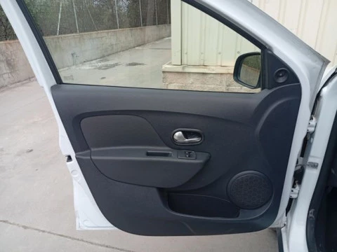 Dacia Sandero Stepway Comfort TCE 66kW (90CV) - 18