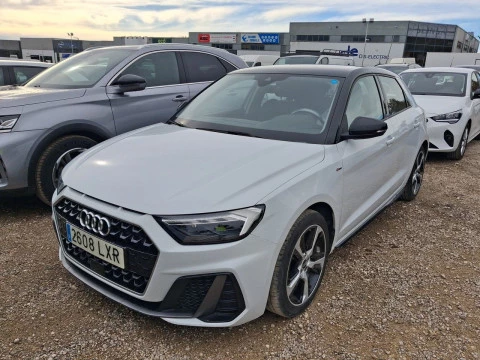 Audi A1 Sportback Adrenalin 25 TFSI 70kW (95CV)