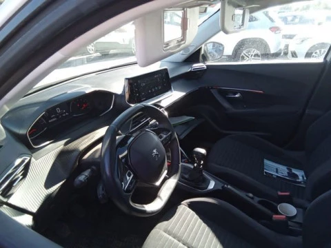 Peugeot 2008 Active BlueHDI 81kW (110CV)