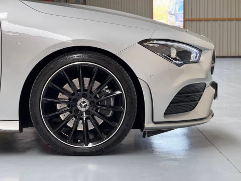 Mercedes-Benz CLA CLA 200