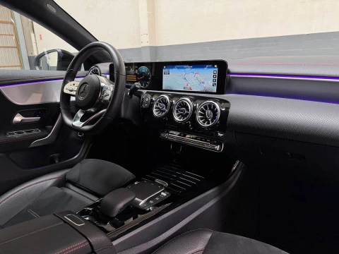 Mercedes-Benz CLA CLA 200