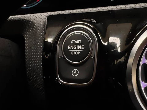 Mercedes-Benz CLA CLA 200