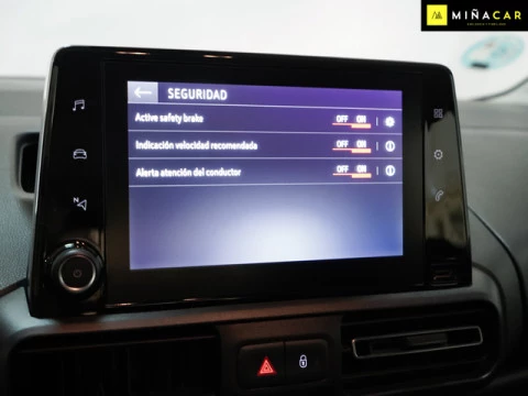 Opel Combo Life 1.5 TD Business Edition Plus XL 75 kW (102 CV)