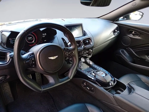 Aston Martin Vantage 4.0 V8