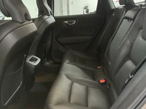 Volvo XC60 XC60 B4 (G) PLUS BRIGHT AUTO