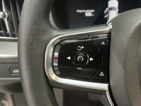 Volvo XC60 XC60 B4 (G) PLUS BRIGHT AUTO