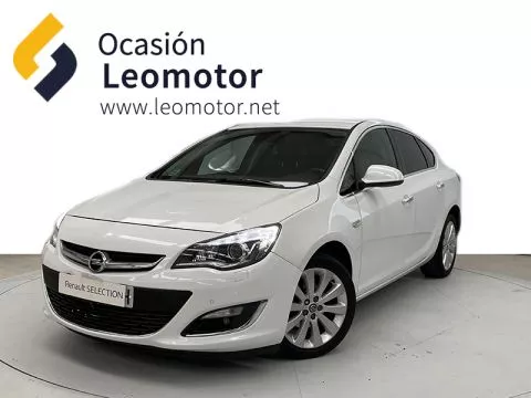 Opel Astra 1.4 Turbo Selective Opel Astra 1.4 Turbo Selective