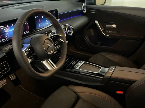 Mercedes-Benz Clase A 200 d AMG Line (EURO 6d)