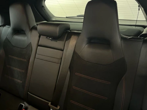 Mercedes-Benz Clase A 200 d AMG Line (EURO 6d)