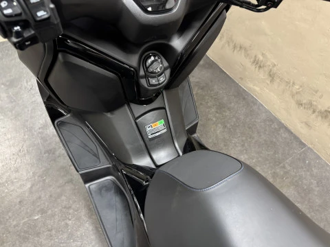 Yamaha XMAX 125 ICON BLACK