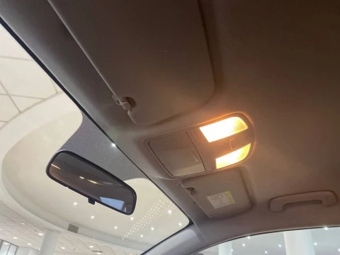 Kia Stonic 1.2 DPi 62kW (84CV) Concept