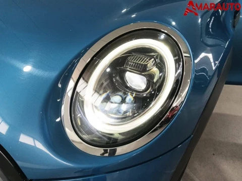 MINI Cooper   5 PUERTAS COOPER CORPORATE