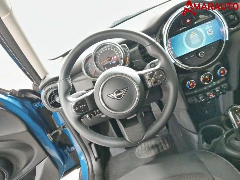 MINI Cooper   5 PUERTAS COOPER CORPORATE