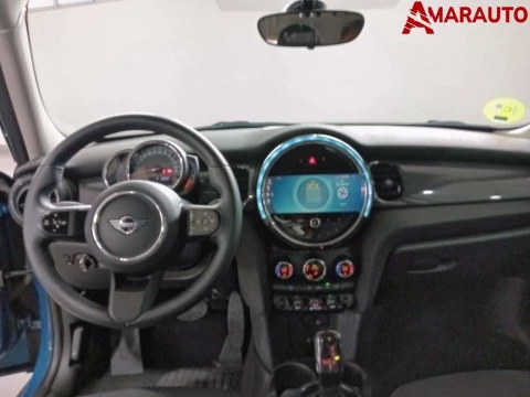 MINI Cooper   5 PUERTAS COOPER CORPORATE