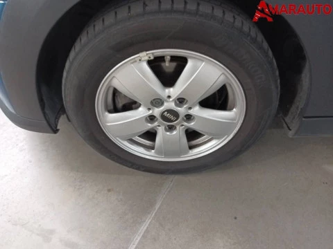 MINI Cooper   5 PUERTAS COOPER CORPORATE