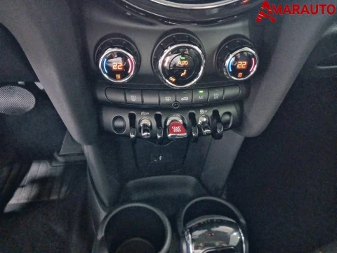 MINI Cooper   5 PUERTAS COOPER CORPORATE