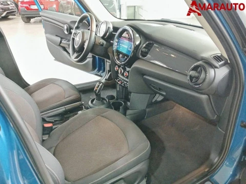 MINI Cooper   5 PUERTAS COOPER CORPORATE