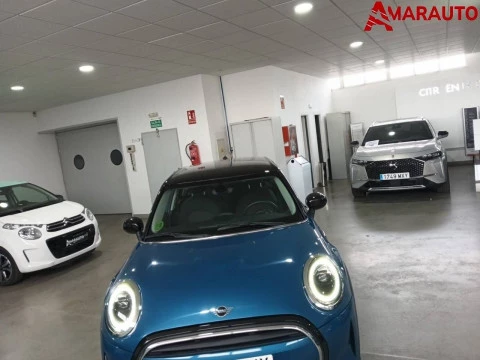 MINI Cooper   5 PUERTAS COOPER CORPORATE