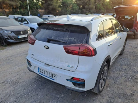 Kia e-Niro e-Niro 150kW Emotion (Long Range)