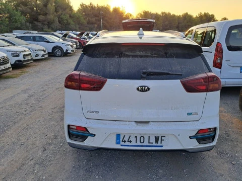 Kia e-Niro e-Niro 150kW Emotion (Long Range)