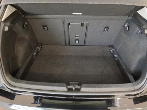 Volkswagen Golf 1.0 ETSI DSG LIFE 110CV 5P