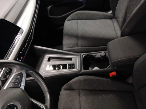 Volkswagen Golf 1.0 ETSI DSG LIFE 110CV 5P