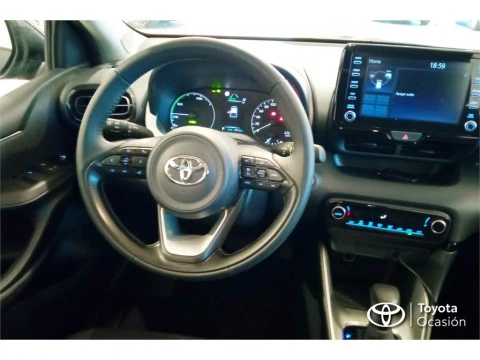 Toyota Yaris 5P Active Tech 120H e-CVT