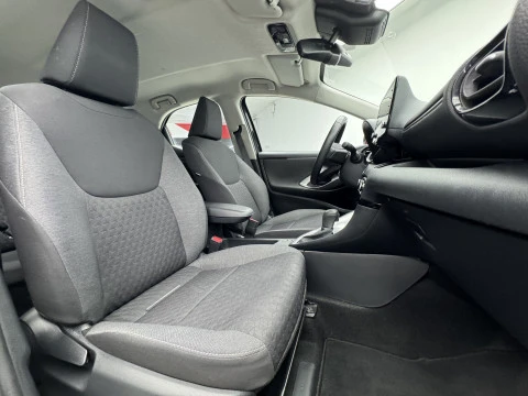 Toyota Yaris 1.5 120H Active Tech