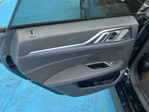 BMW i4 eDrive40 250 kW (340 CV)