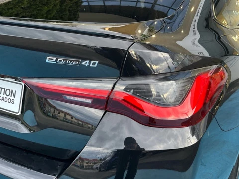 BMW i4 eDrive40 250 kW (340 CV)