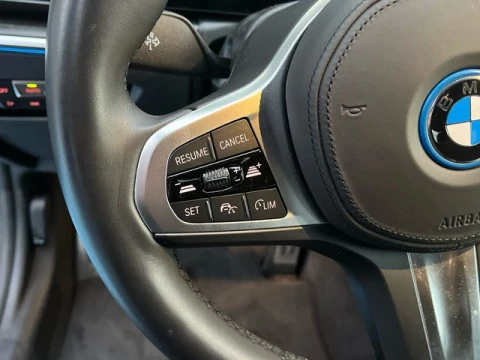 BMW i4 eDrive40 250 kW (340 CV)
