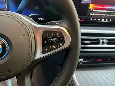 BMW i4 eDrive40 250 kW (340 CV)