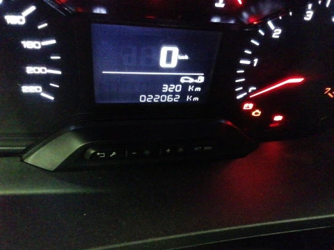 Peugeot Partner Premium Standard 600kg BlueHDi 73kW