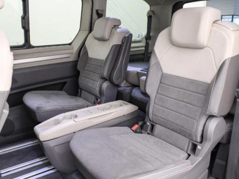 Volkswagen Multivan 1.5 EHYBRID PHEV DSG 4WD 245 5P 7 Plazas