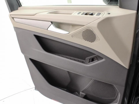 Volkswagen Multivan 1.5 EHYBRID PHEV DSG 4WD 245 5P 7 Plazas