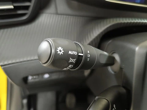 Peugeot 208 Nuevo  5P Allure Pack PureTech 100 S&S EAT8