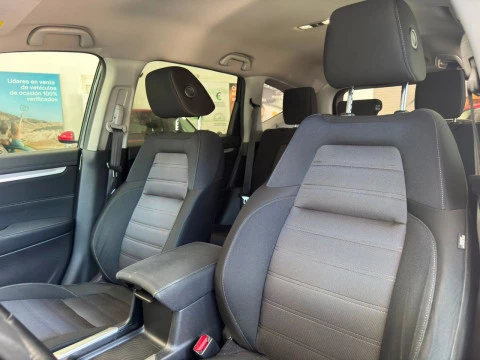 Honda CR-V 2.0­ i­-MMD 4x2 Elegance Navi