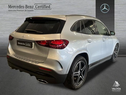 Mercedes-Benz GLA 200 d