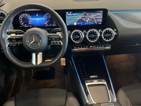 Mercedes-Benz GLA 200 d
