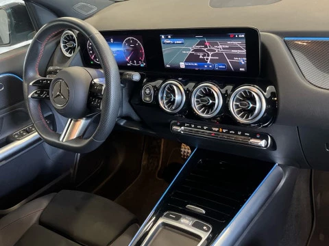 Mercedes-Benz GLA 200 d