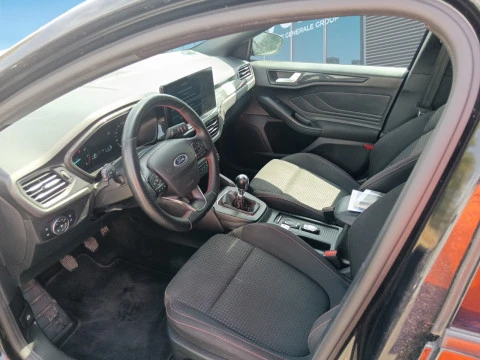 Ford Focus 1.0 Ecoboost MHEV 114kW ST-Line