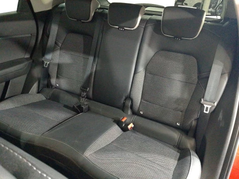 Renault Captur  E-TECH Hibrido Enchufable Fast Track 117kW