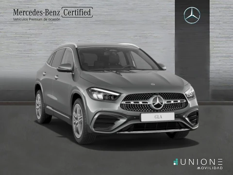 Mercedes-Benz GLA  200 d