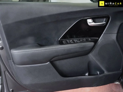 Kia Niro 1.6 GDi HEV Hibrido Drive 104 kW (141 CV)