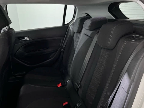 Peugeot 308 5p Allure 1.2 PureTech 96KW (130CV) S&S