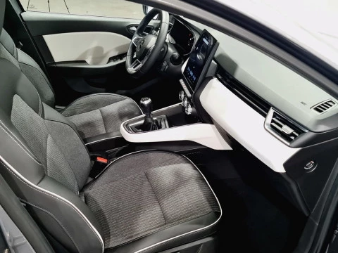 Renault Clio RENAULT  TCe Techno 103kW