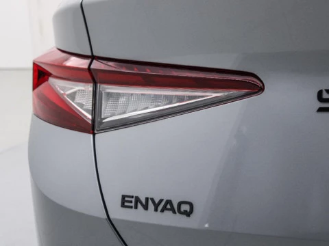 Skoda Enyaq COUPE 85 SPORTLINE 77,1 KWH 210 KW (286 CV) TRACCION TRASERA