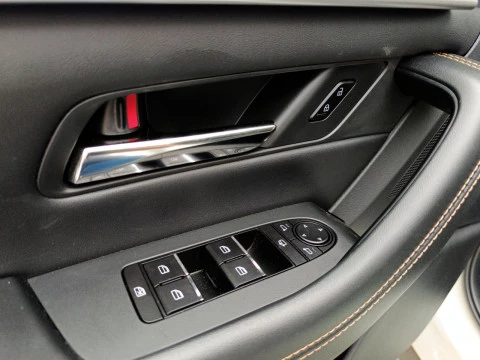 Mazda CX-60 2.5 E-SKYACTIV 327CV 8AT AWD EXCLUSIVE LINE CON-P DRI-P