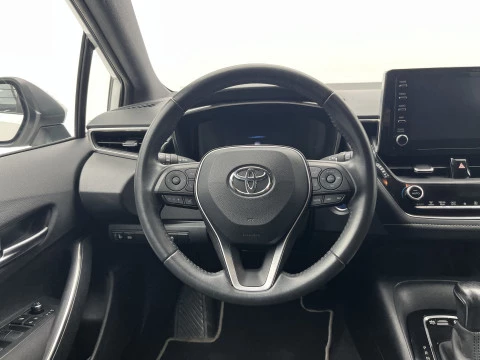 Toyota Corolla 1.8 125H ACTIVE TECH E-CVT