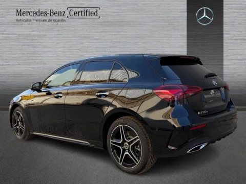 Mercedes-Benz Clase A  250 e Compacto con tecnología híbrida